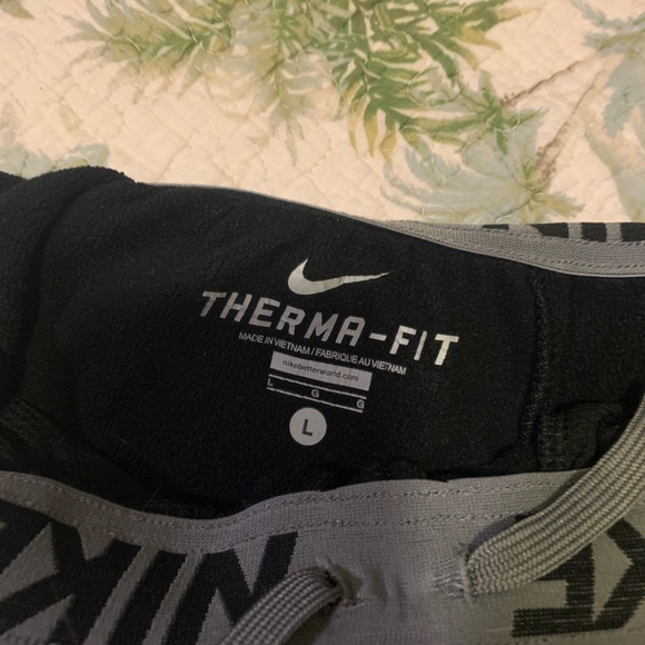 men’s nike black sweatpants - Picture 4 of 4